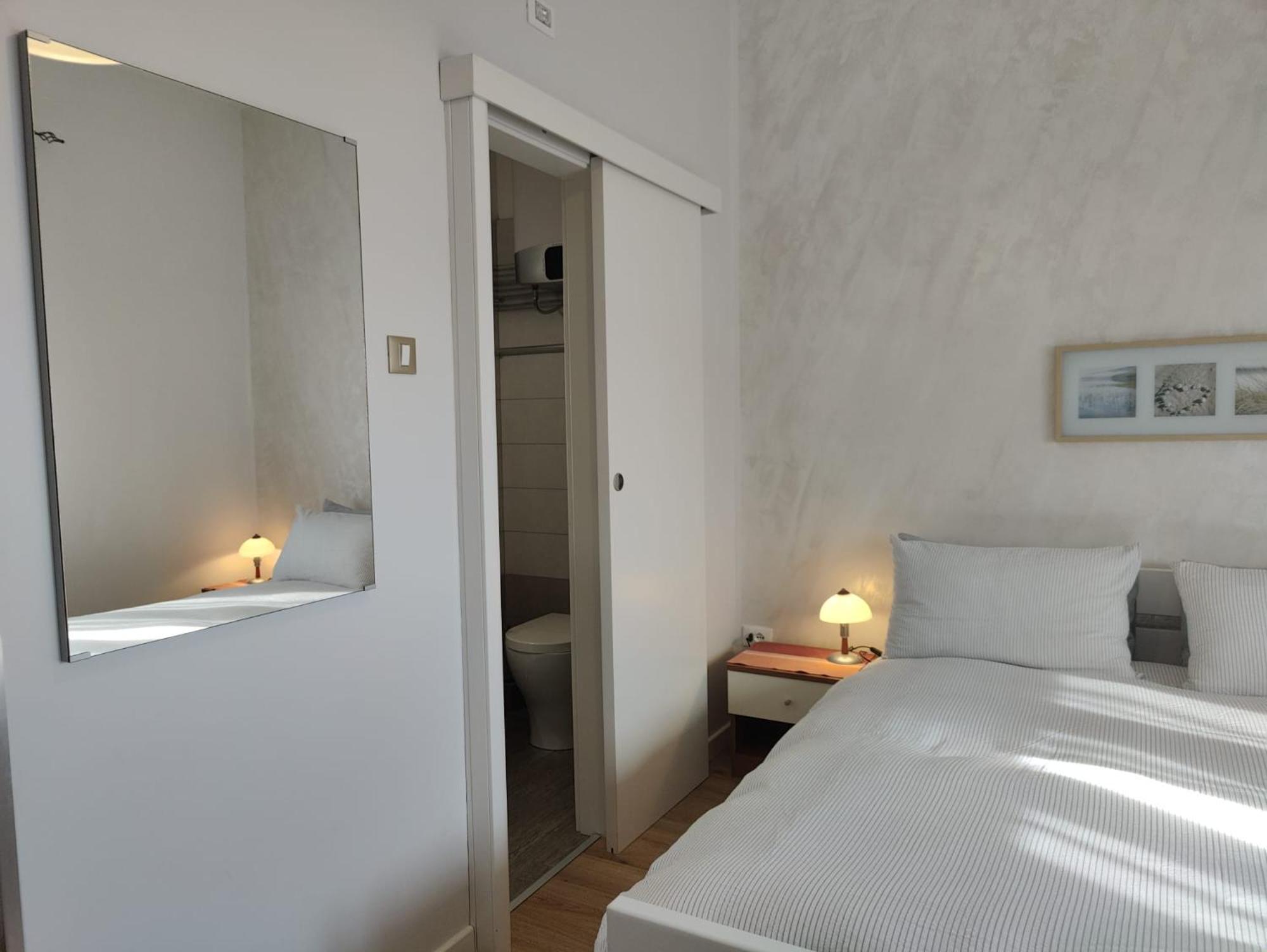 Bed And Breakfast Cattinara Trieste Exterior foto